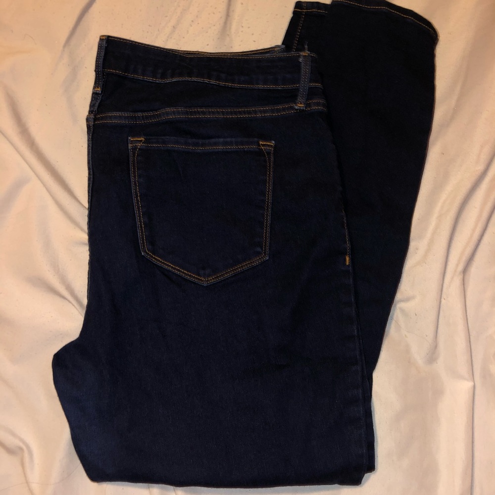 OLD NAVY SKINNY JEANS SIZE 16
